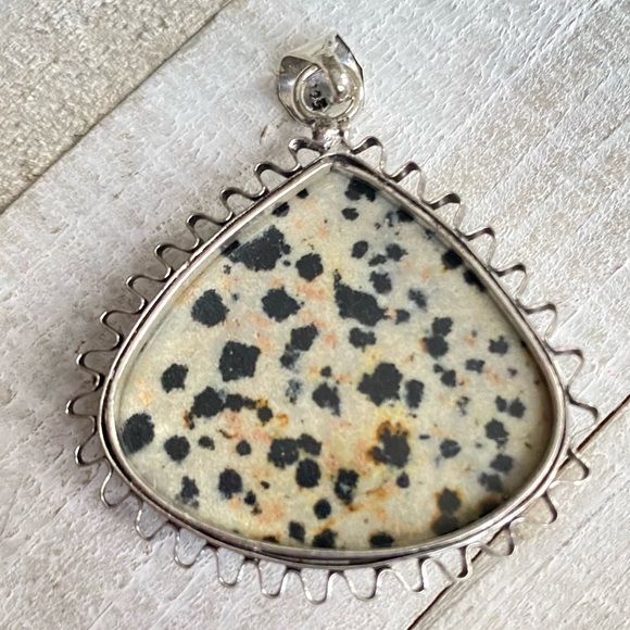 303 ❤️ Dalmatian Jasper Spotted Gemstone Crystal Pendant Necklace - Picture 3 of 4